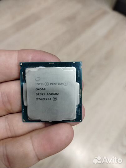 Процессор Intel Pentium G4560