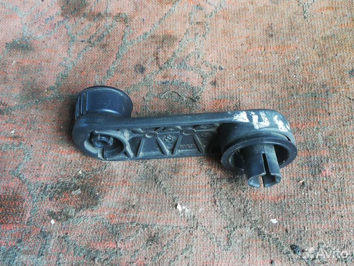 Ручка стеклоподъёмника Рено Меган 2