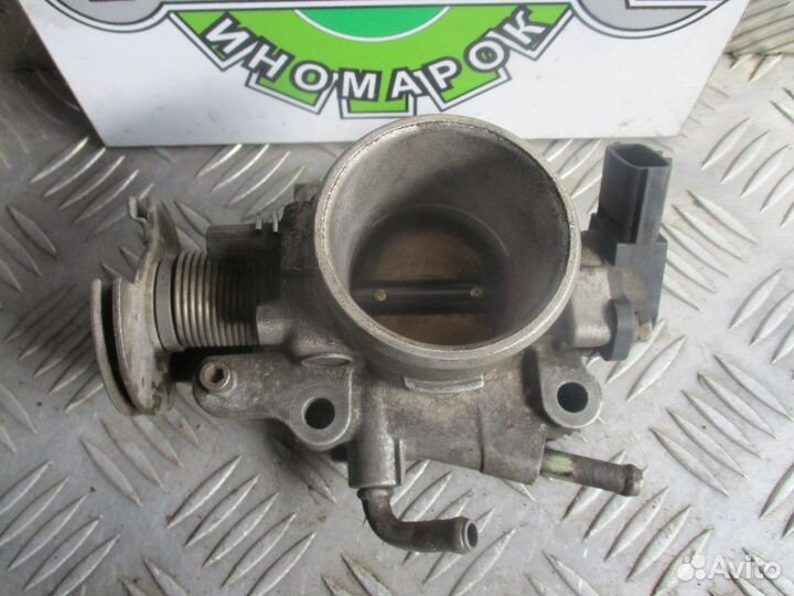 Заслонка дроссельная Mazda Demio 2000г 1.5л