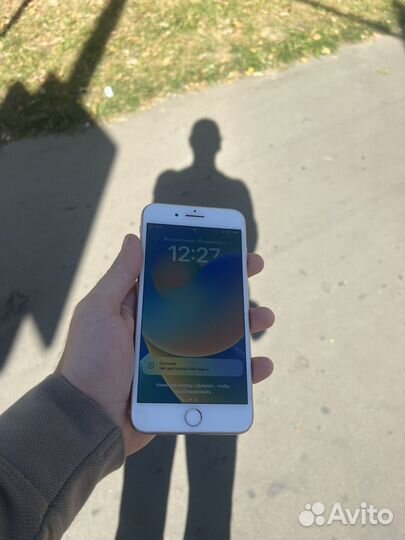 iPhone 8 Plus, 64 ГБ