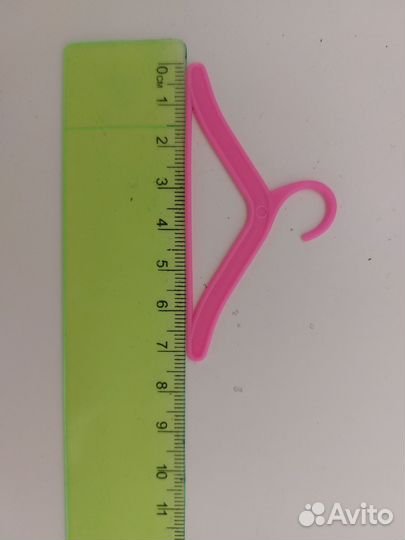 Вешалка для Barbie