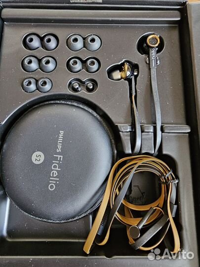 Philips Fidelio S2