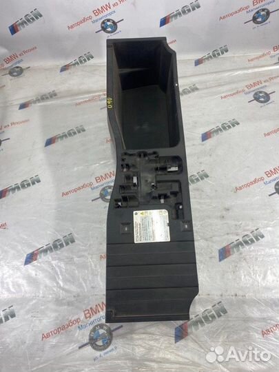 Крышка Bmw X5 E70 N62B48 2007