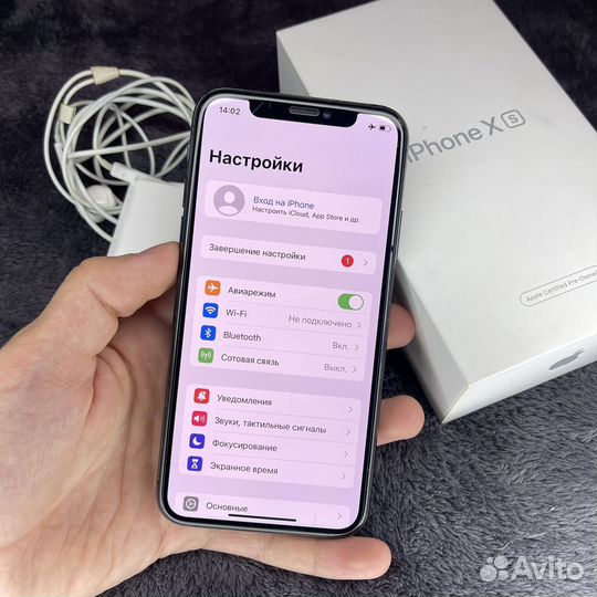iPhone Xs, 64 ГБ
