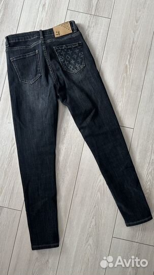Джинсы черные женские 42 (s)