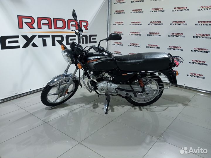 Мотоцикл Bajaj 100 ES