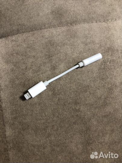 Переходник aux iPhone