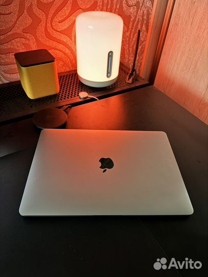 Apple MacBook air 13 2020 intel i3