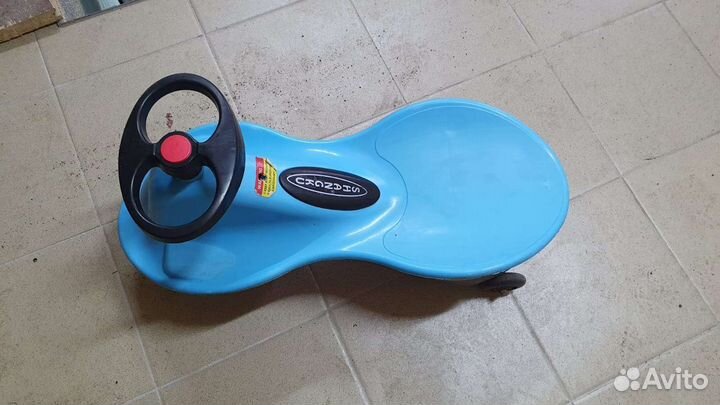 Машинка каталка детская