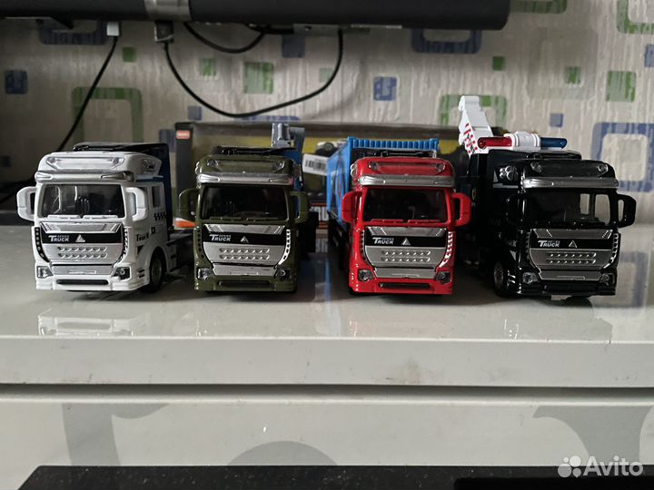 Игрушка машина