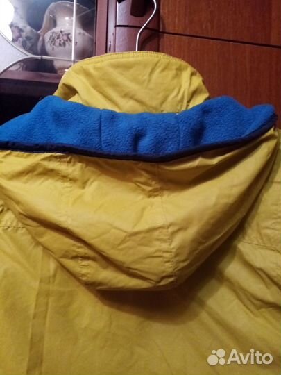 Куртка на девочку