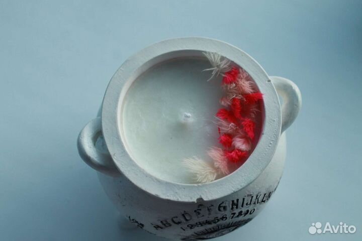 Свеча в котелке 