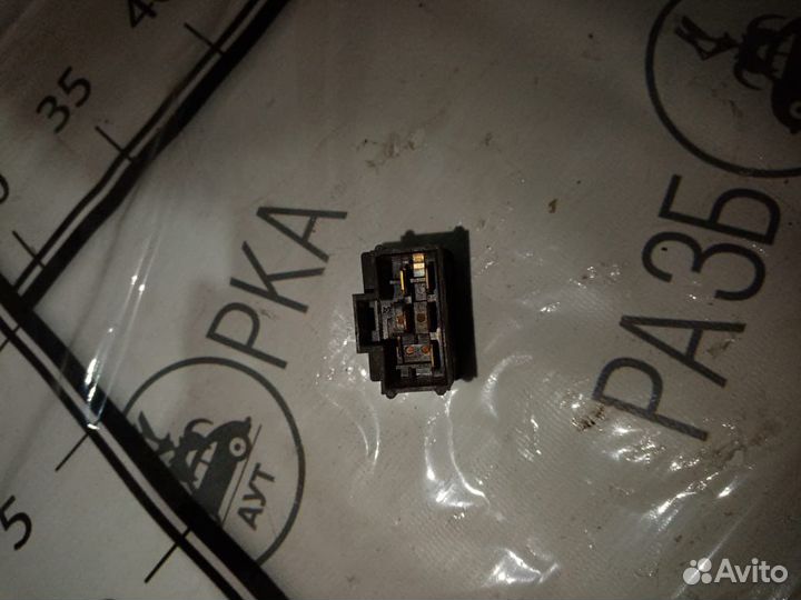 Кнопка heat Nissan Expert