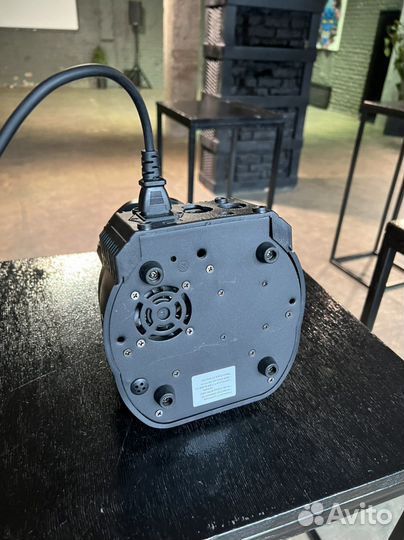 Mini wash 7x18 rgbw световой прибор