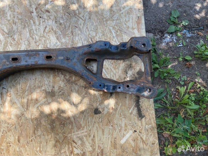 Балка подвески задняя Porsche Cayenne 955 4.5