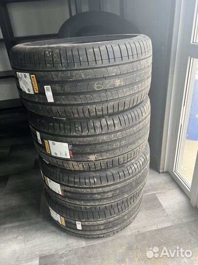 Pirelli P Zero 275/40 R21 и 315/35 R21 107Y