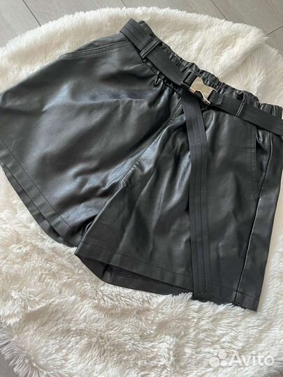 Шорты женские кожаные