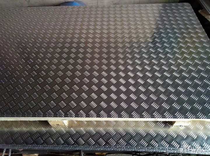 Лист рифленый