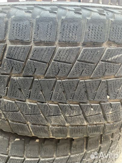 Bridgestone Blizzak DM-V1 245/60 R18