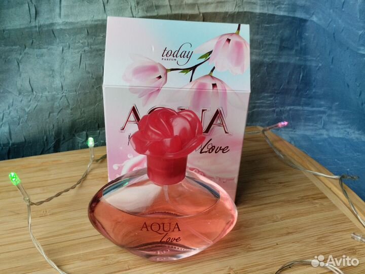 Туалетная вода женская Aqua love 100мл. В коробке