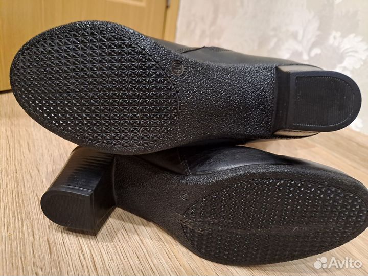 Сапоги женские зимние 40