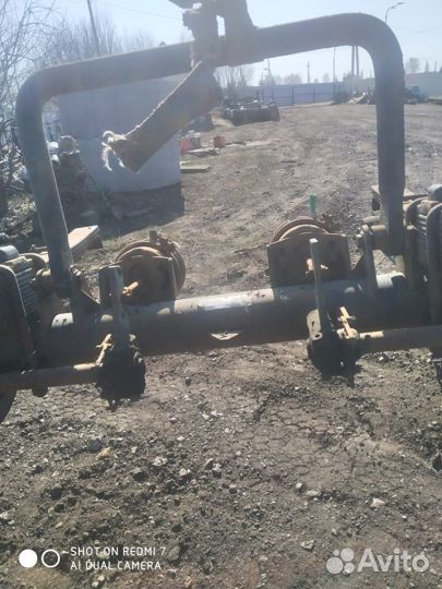 Ось на полуприцеп L1