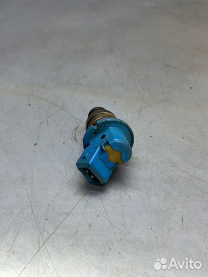 Топливная форсунка Renault Laguna 1 2.0 1994