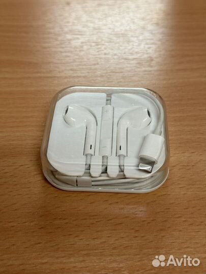 Наушники earpods