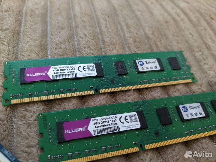 Материнская плата с процессором и памятью