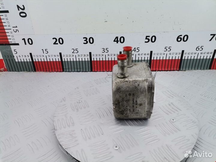 Теплообменник масляного фильтра Volkswagen Passat