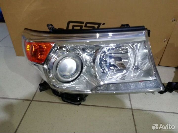 Фары ксенон Toyota Land Cruiser 200