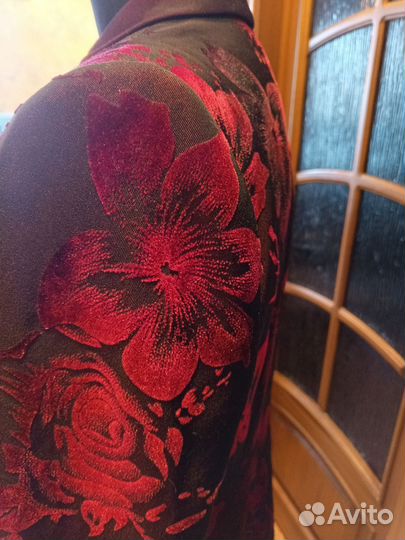 Пиджак женский размер 48, шёлк