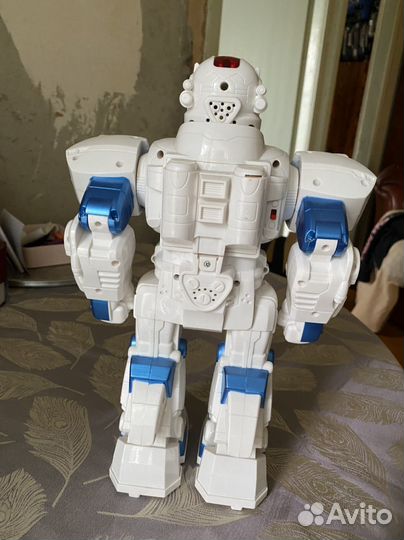 Робот радиоуправляемый Шунтик игрушка