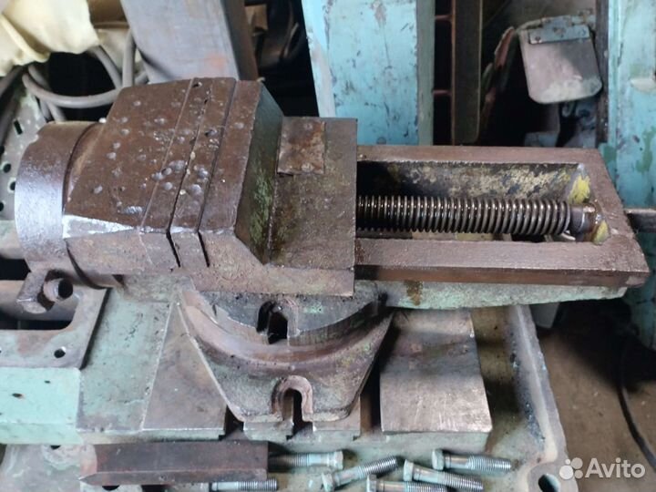 Тиски станочные 160 мм