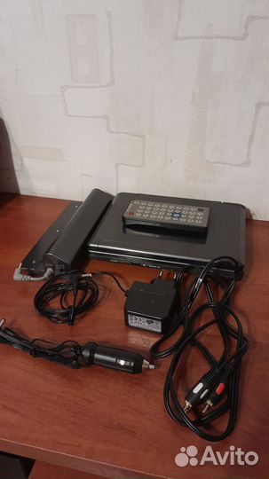 Портативный DVD плеер Hyundai