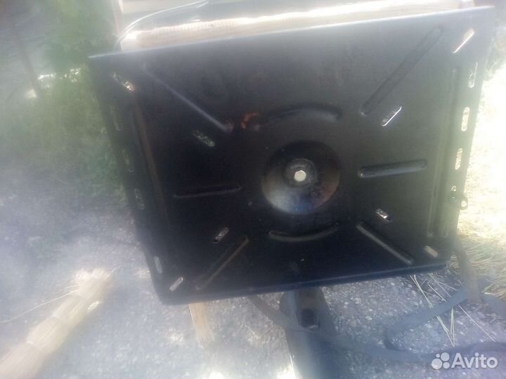 Подставка под телевизор или видео наблюдение