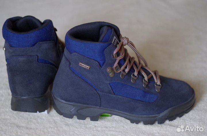 Новые турист ботинки с подошв.Vibram и мембр.р.35