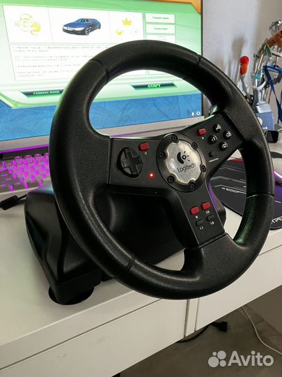 Руль игровой logitech