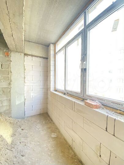 2-к. квартира, 72 м², 8/10 эт.