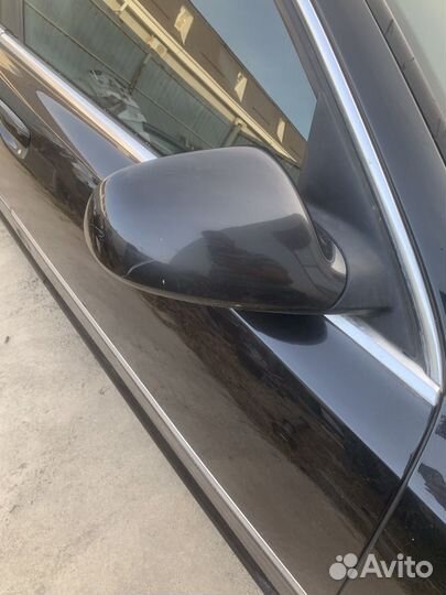 Правое зеркало Audi A8 d3 2007