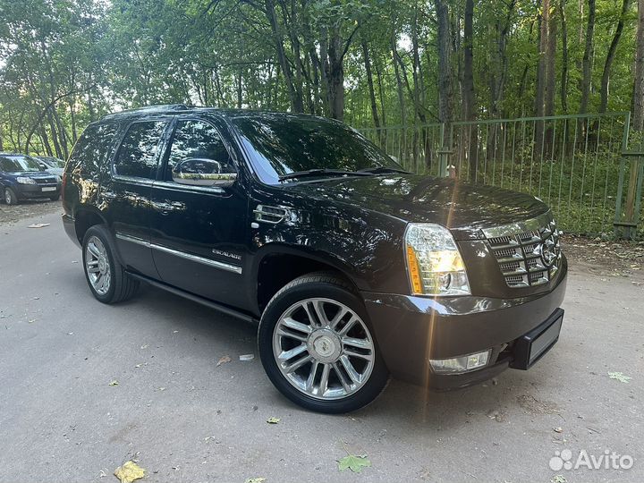 Cadillac Escalade 6.2 AT, 2011, 184 000 км