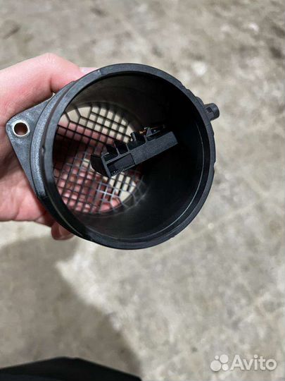 Датчик расхода воздуха Хендай Санта фе 4 поколения