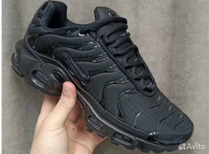 Кроссовки мужские nike air max tn plus