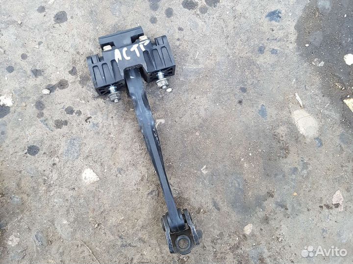 Ограничитель передней двери Opel Astra-H