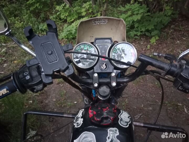 Зид с двигателем от альфы