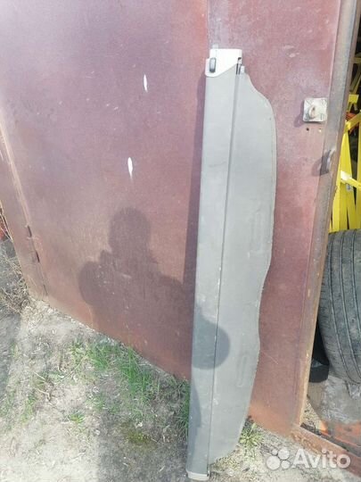 Шторка багажника VW Sharan