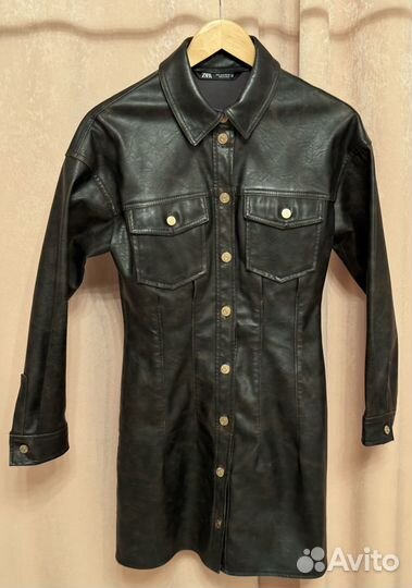 Кожаное платье на пуговицах zara