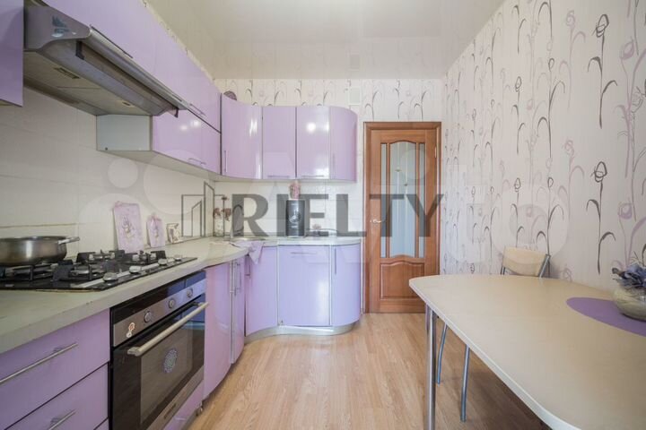 4-к. квартира, 105,3 м², 3/10 эт.