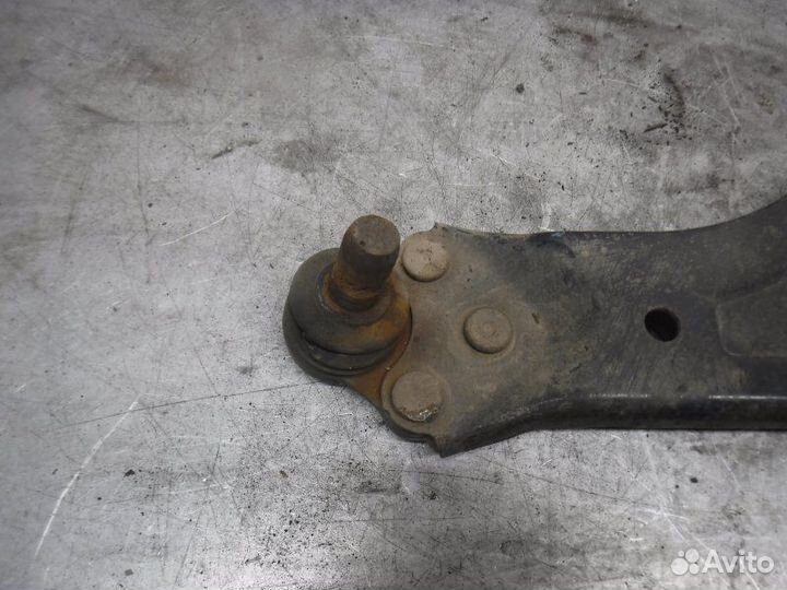 Рычаг подвески передний правый Opel Mokka F18D4