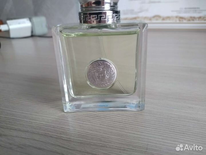 Туалетная вода женская versace